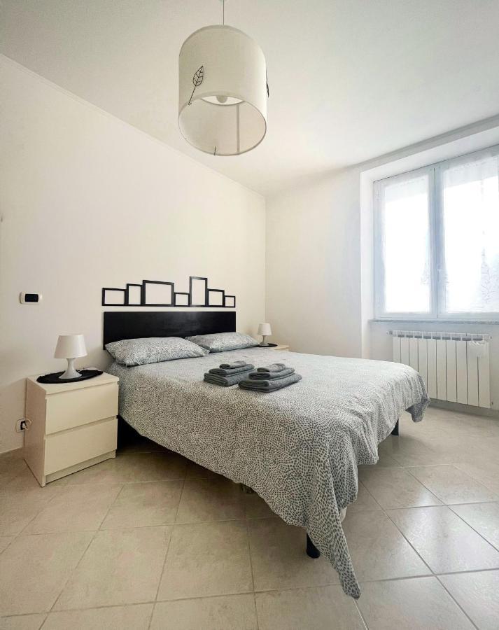 A Casa Di Pizz - Bilocale Con Parcheggio Privato Apartment Savona Exterior foto